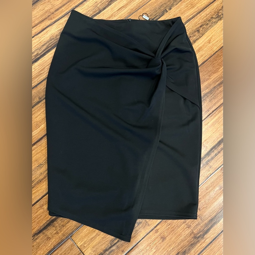 NWT black pencil skirt